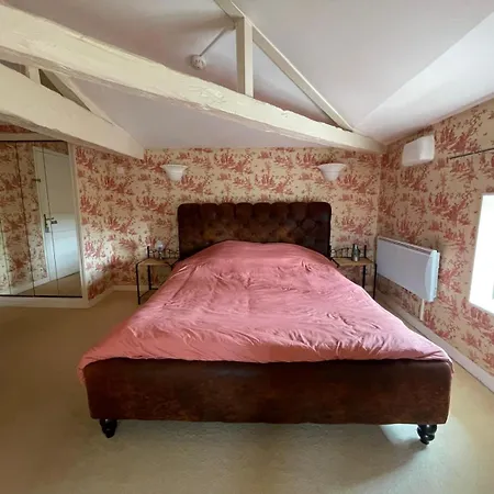 Les Hauts De Saint Jacques - Homestay