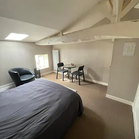 Les Hauts De Saint Jacques - Homestay